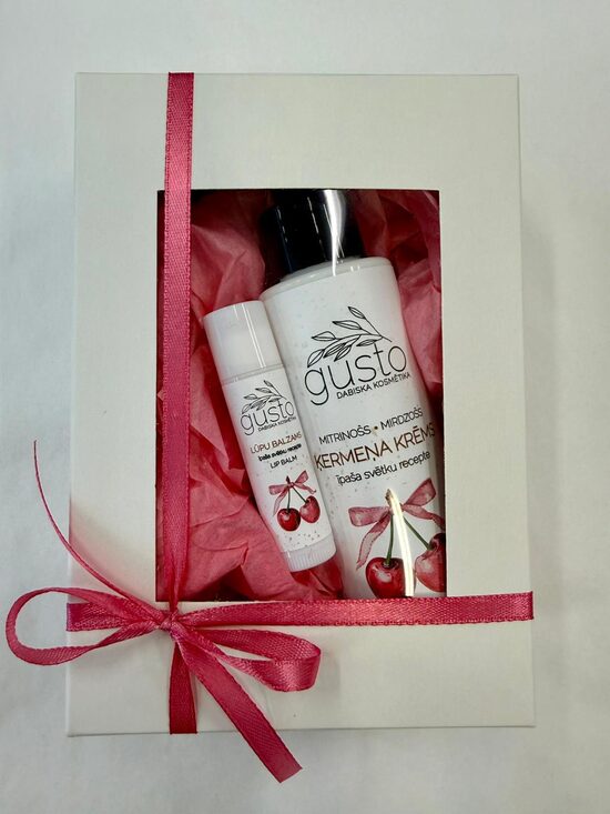 Svētku komplekts MIRDZOŠAIS ĶIRSIS